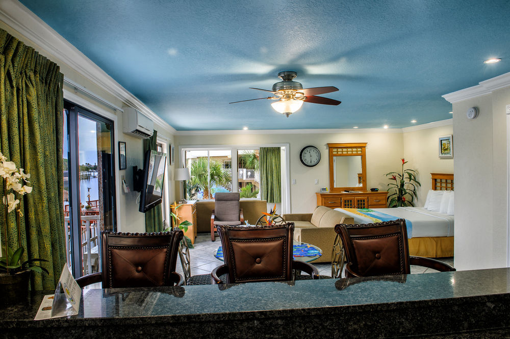 Bayview Plaza Waterfront Resort St. Pete Beach Eksteriør bilde
