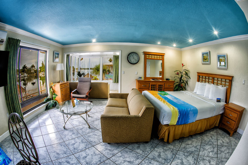 Bayview Plaza Waterfront Resort St. Pete Beach Eksteriør bilde